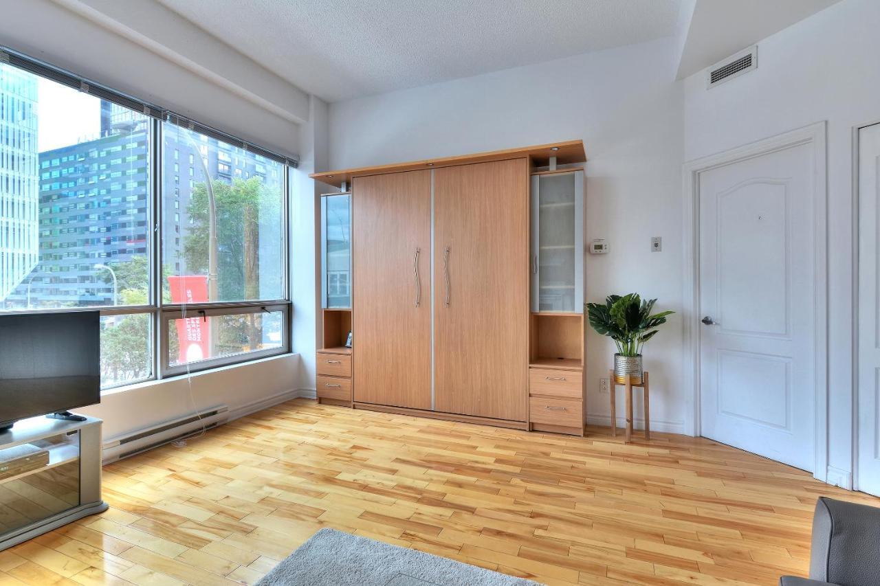 Place-des-arts Suites * Montreal