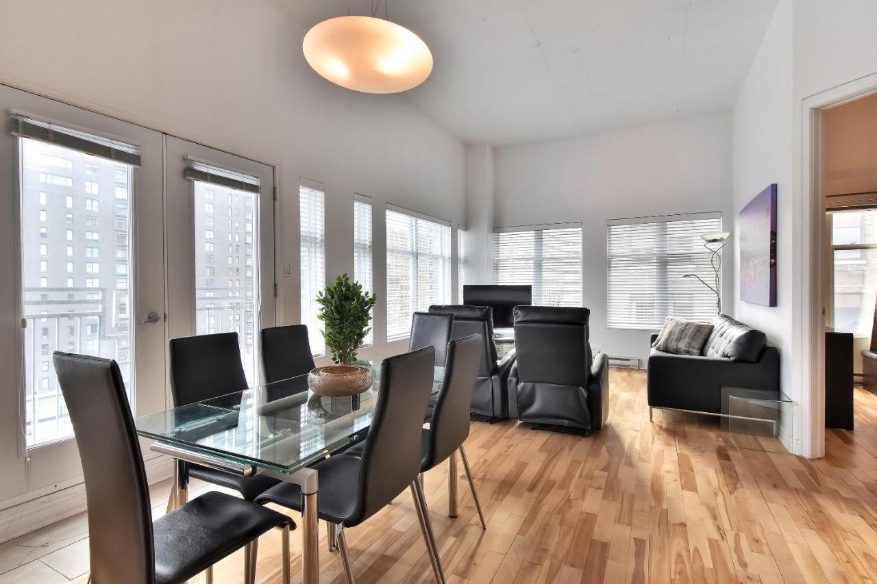 Place-des-arts Suites *